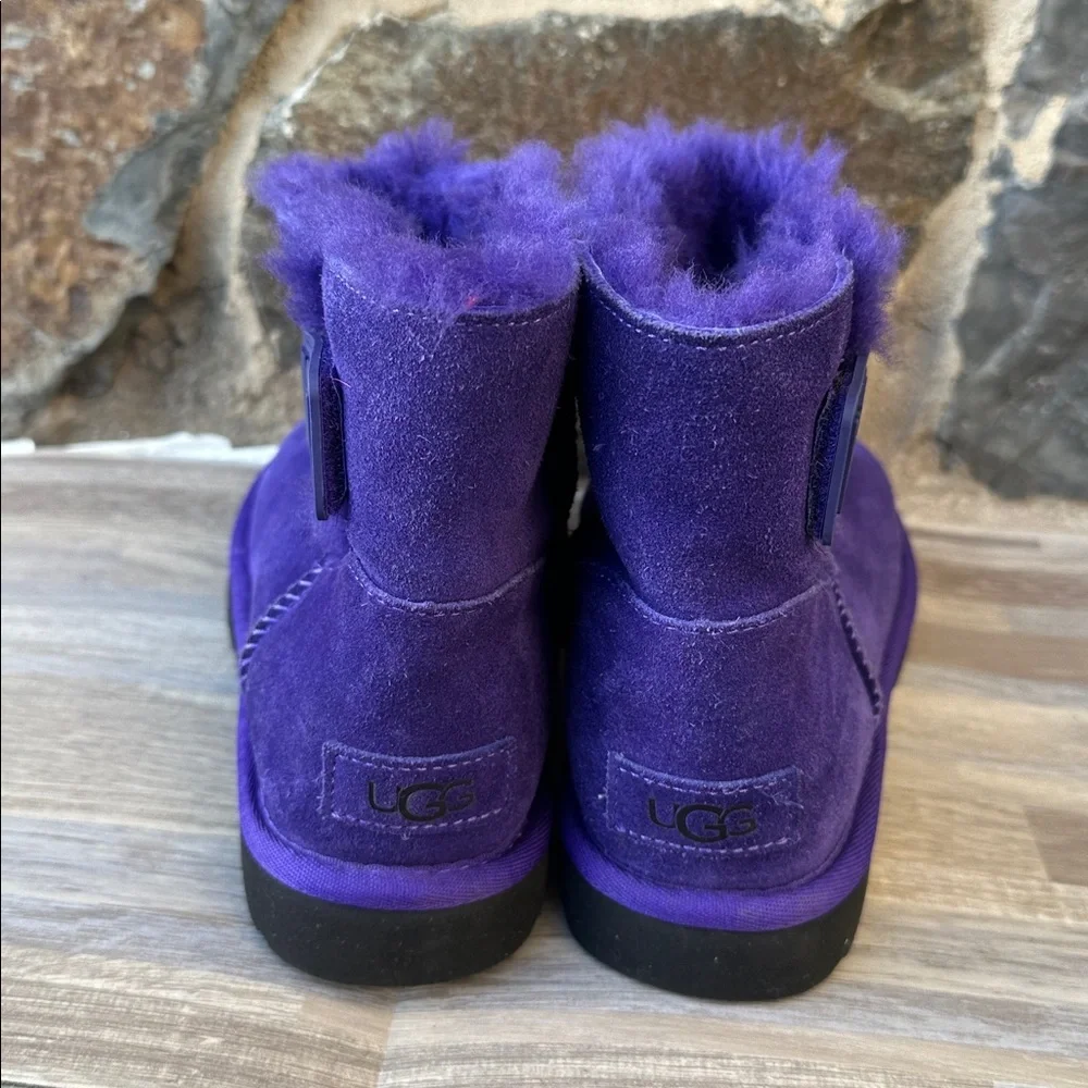 UGG mini bailey